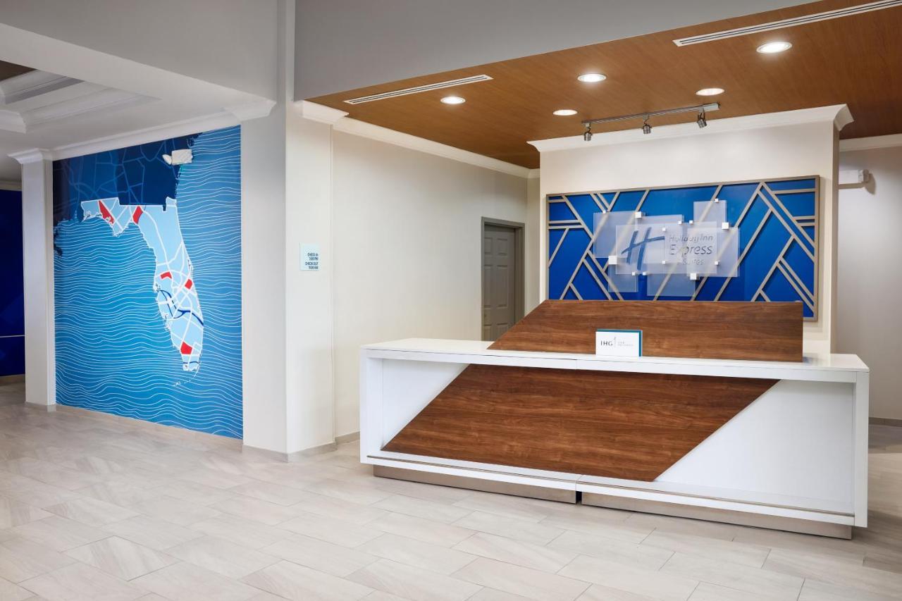 Holiday Inn Express Hotel & Suites Port St. Lucie West By Ihg Bagian luar foto