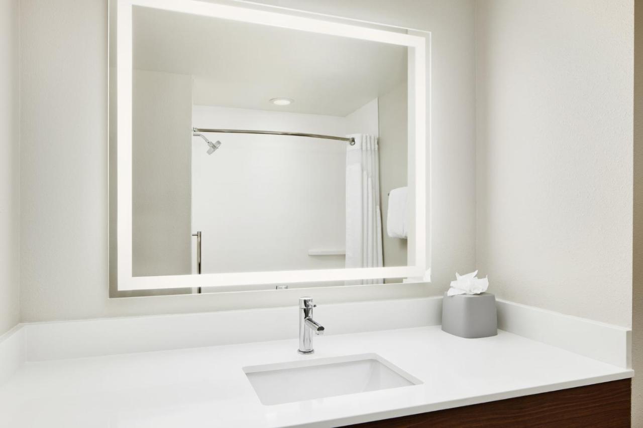 Holiday Inn Express Hotel & Suites Port St. Lucie West By Ihg Bagian luar foto