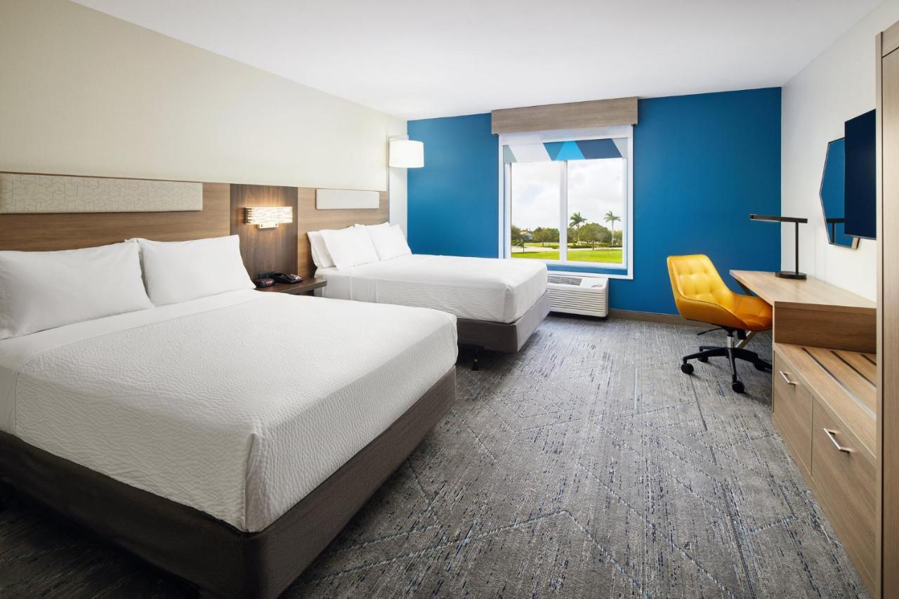 Holiday Inn Express Hotel & Suites Port St. Lucie West By Ihg Bagian luar foto