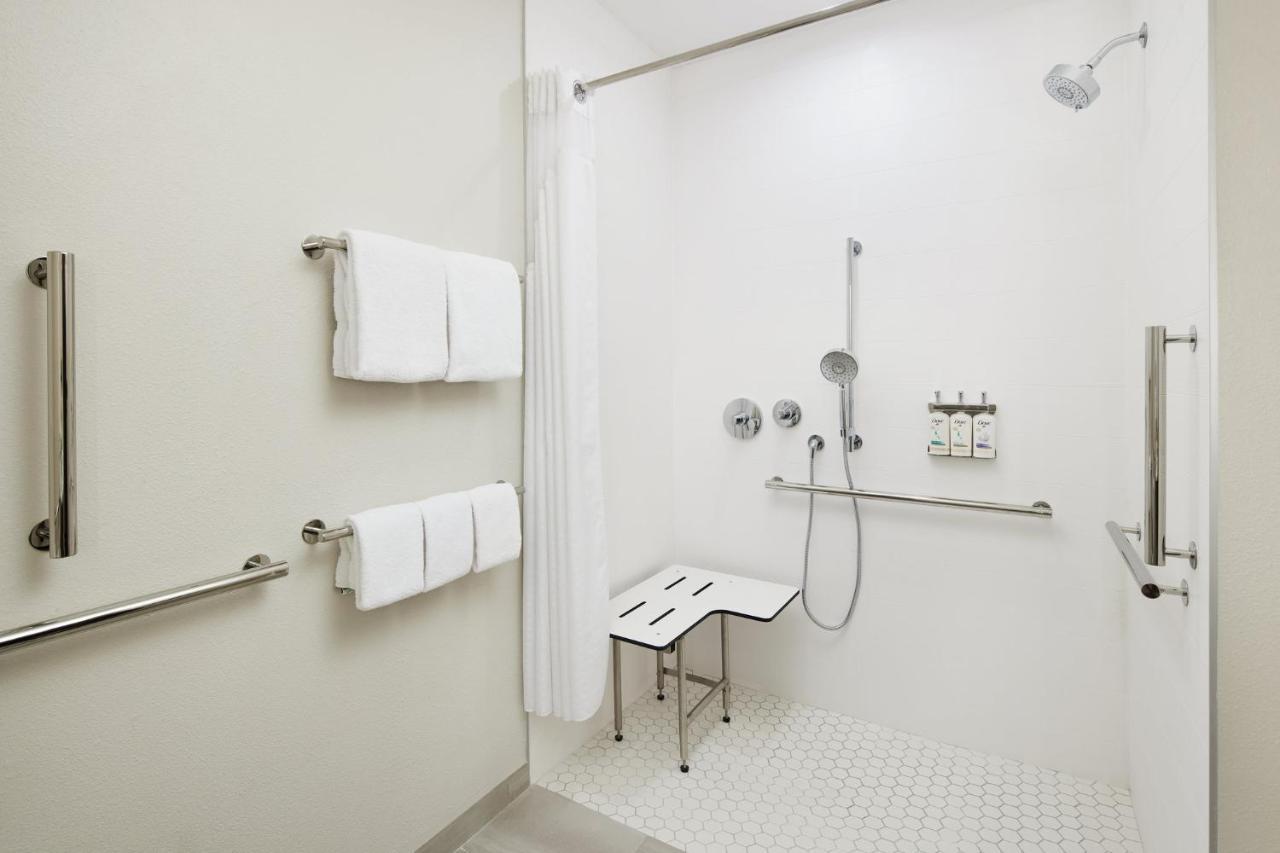 Holiday Inn Express Hotel & Suites Port St. Lucie West By Ihg Bagian luar foto