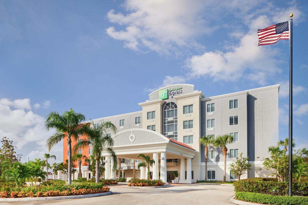Holiday Inn Express Hotel & Suites Port St. Lucie West By Ihg Bagian luar foto
